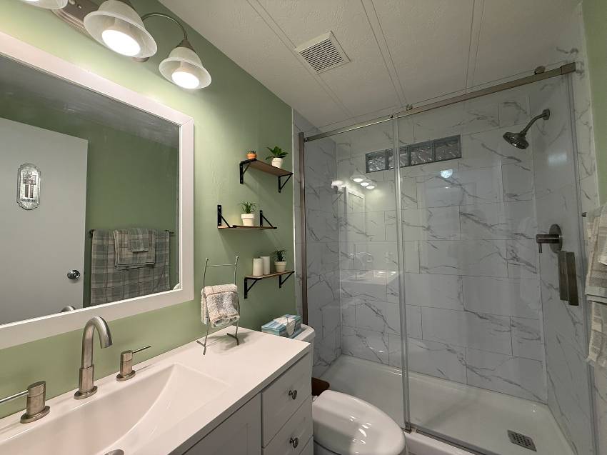 7924 Desoto Dr a Ellenton, FL Mobile or Manufactured Home for Sale